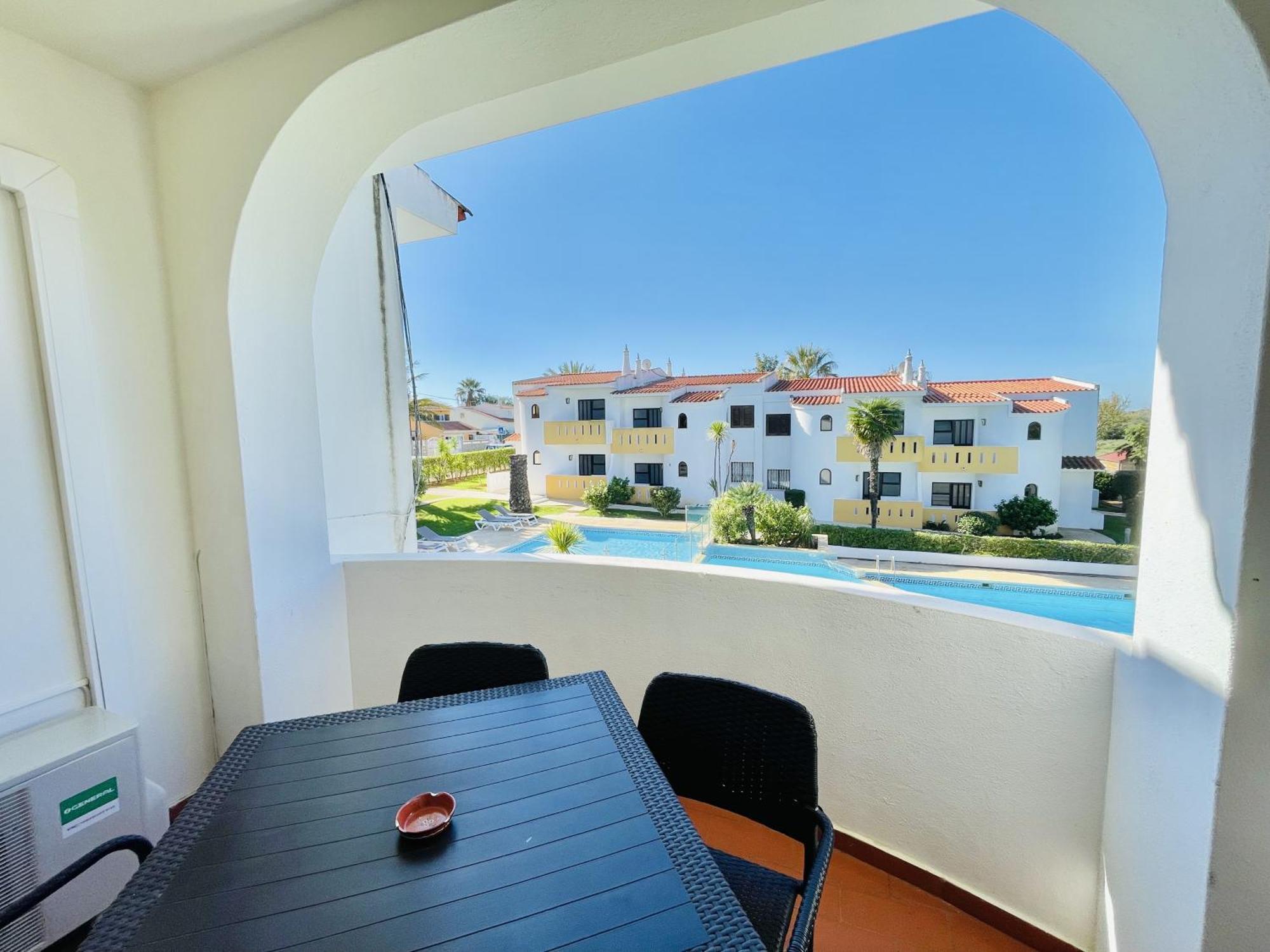 Lavanda - 2 Bedrooms - 3 Level Pool - Garden - Beach 1Km Estômbar Dış mekan fotoğraf