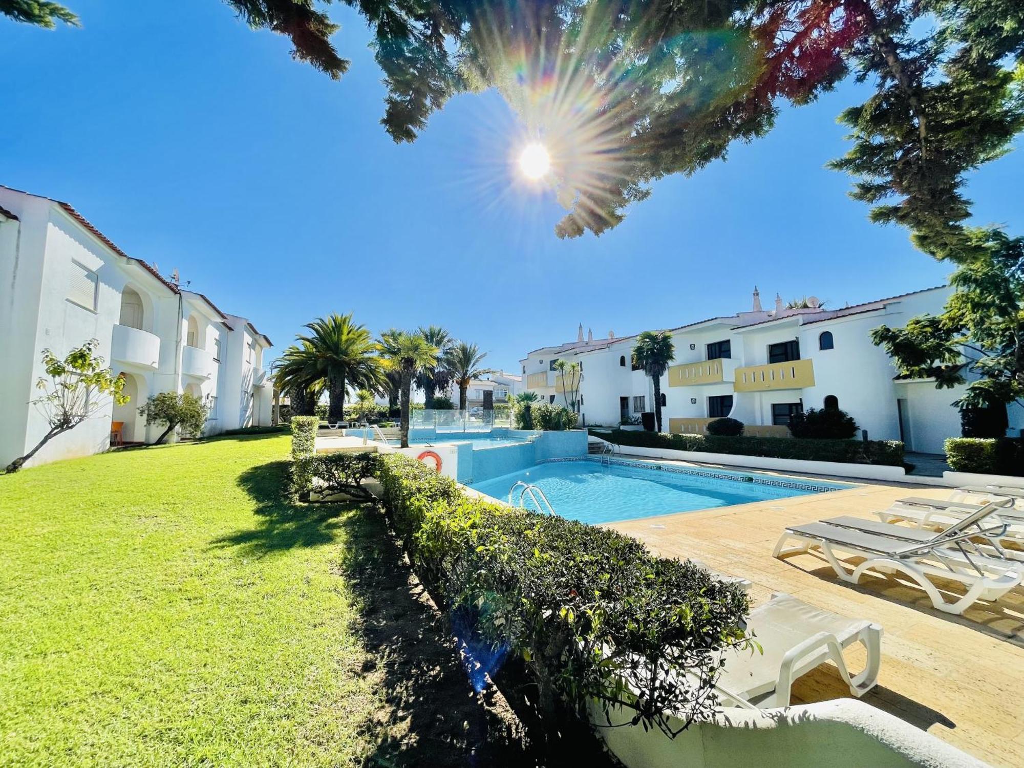 Lavanda - 2 Bedrooms - 3 Level Pool - Garden - Beach 1Km Estômbar Dış mekan fotoğraf
